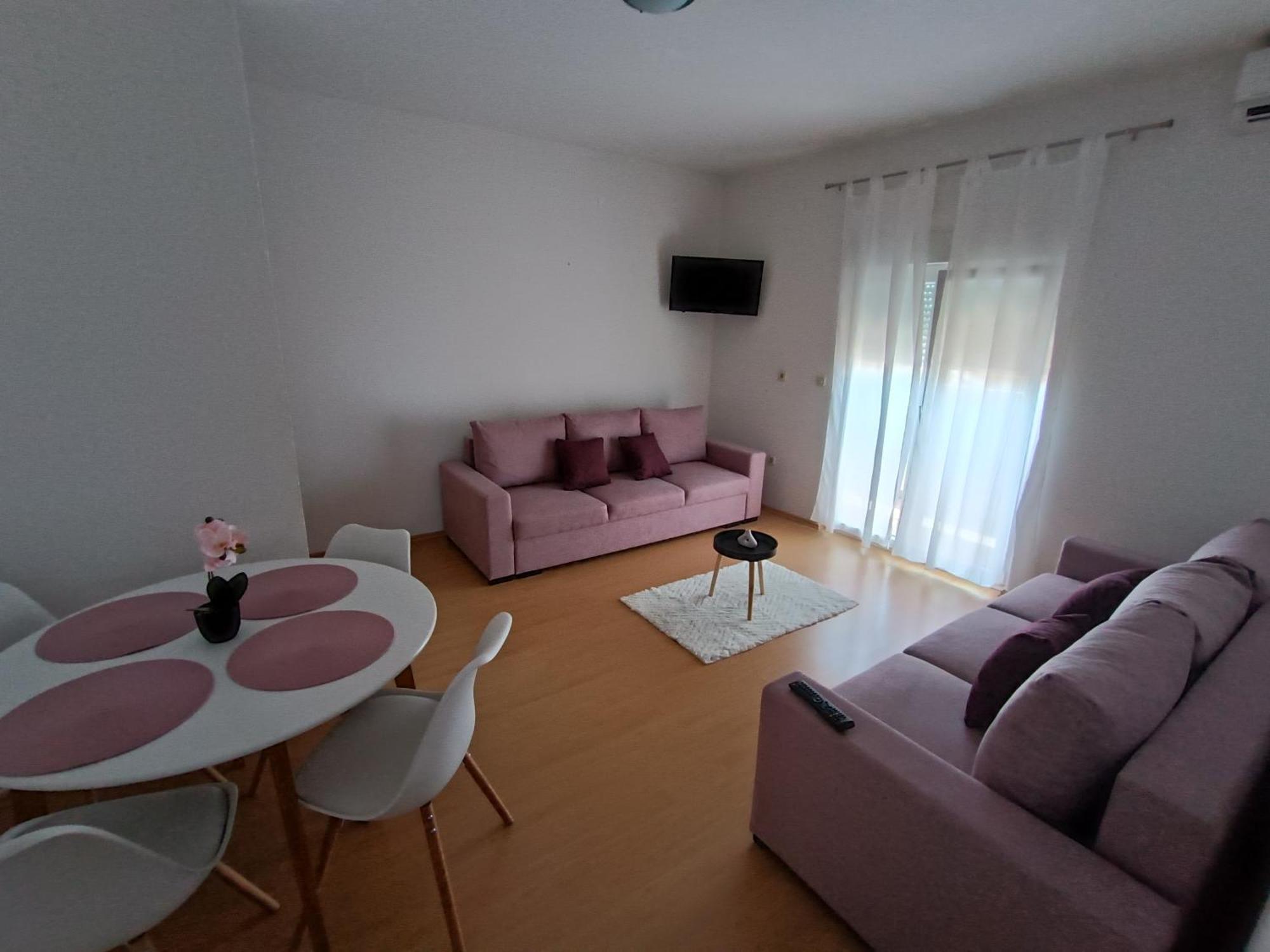 Apartman Lea Sukosan Exterior photo